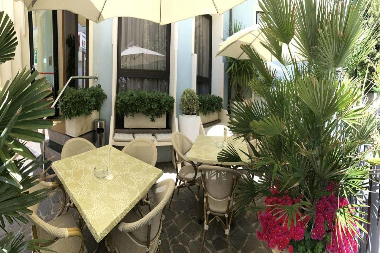 Hotel Arpa Римини Экстерьер фото
